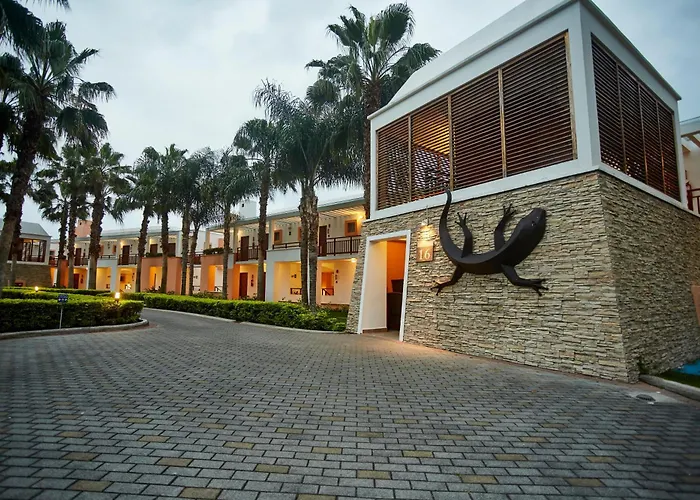 Royal Decameron Mompiche